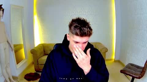 MaxKaiden online show from February 17, 2026, 5:15 am