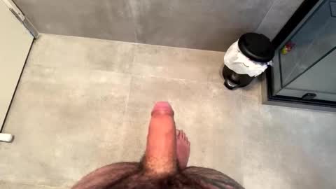 maxpowers1880 online show from October 22, 2025, 6:24 am