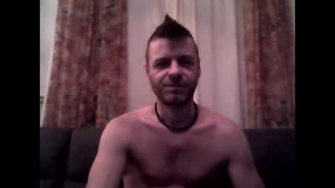 MaxTheWolf online show from December 21, 2025, 1:13 am