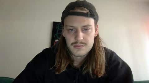 Snapshot of maxwatts95 chatting on December 1, 2024, 9:37 pm Max Watts online show from December 1, 2024, 9:37 pm