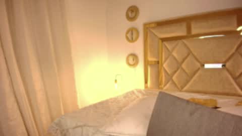 Snapshot of maxxine_vxx chatting on May 19, 2026, 1:56 am Valentina online show from May 19, 2026, 1:56 am