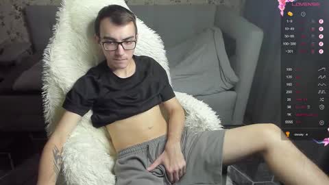 Snapshot of maxxxtw1nk chatting on February 12, 2026, 5:30 pm Maxxxtw1nk online show from February 12, 2026, 5:30 pm