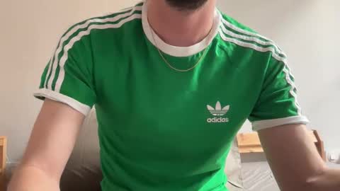 MaxXxurbate online show from March 26, 2026, 4:01 pm