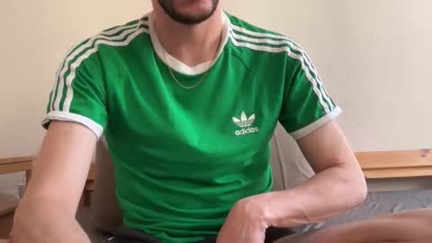 MaxXxurbate online show from March 27, 2026, 10:59 am