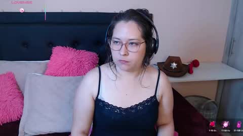 Snapshot of may_bloom chatting on September 25, 2025, 11:41 pm May online show from September 25, 2025, 11:41 pm