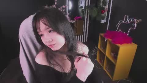 may_lings online show from June 17, 2026, 11:12 am