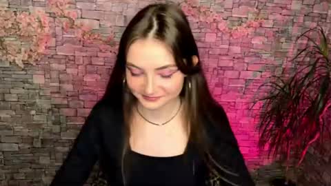 Snapshot of may_rollins chatting on June 25, 2026, 5:17 pm may online show from June 25, 2026, 5:17 pm