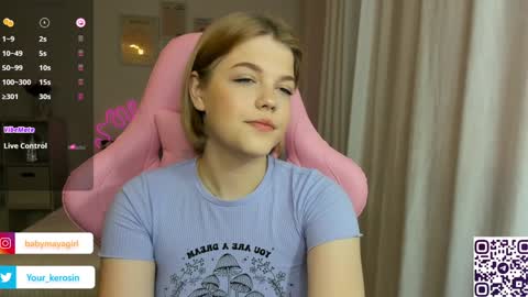 Snapshot of maya_blonde18 chatting on December 2, 2024, 3:15 am Maya online show from December 2, 2024, 3:15 am