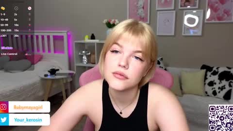 Snapshot of maya_blonde18 chatting on March 3, 2025, 3:41 am Maya online show from March 3, 2025, 3:41 am