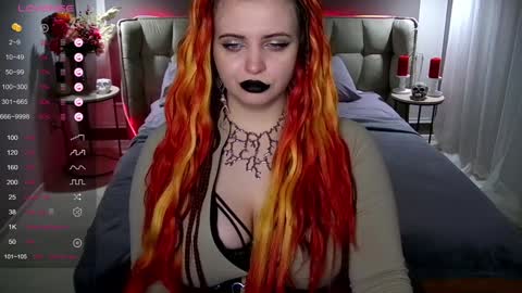 Maya Mils online show from January 18, 2025, 1:19 am