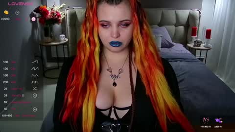 Maya Mils online show from February 1, 2025, 5:07 am