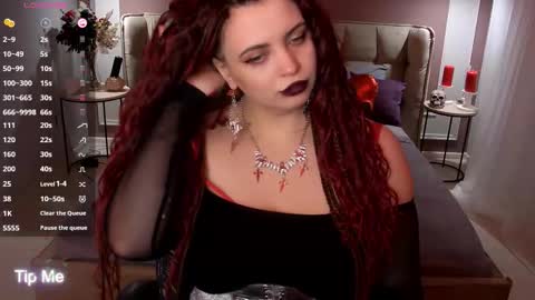 Maya Mils online show from February 7, 2026, 1:20 am