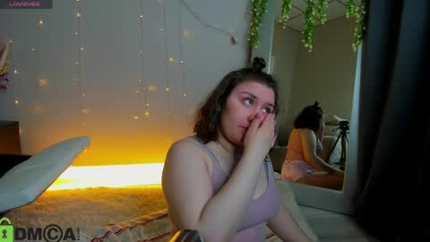 Maya online show from May 4, 2026, 1:01 am