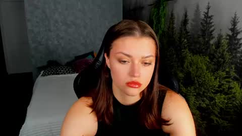 Mimi online show from July 15, 2026, 1:33 am