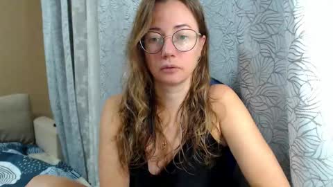 Maya online show from November 10, 2025, 5:45 pm