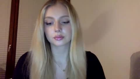 Snapshot of mayaflirt chatting on February 24, 2026, 8:51 pm mayaflirt online show from February 24, 2026, 8:51 pm