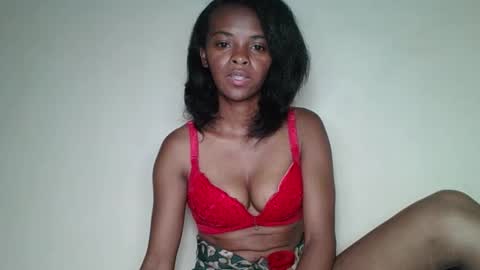 mayalabelle online show from November 16, 2025, 7:08 pm