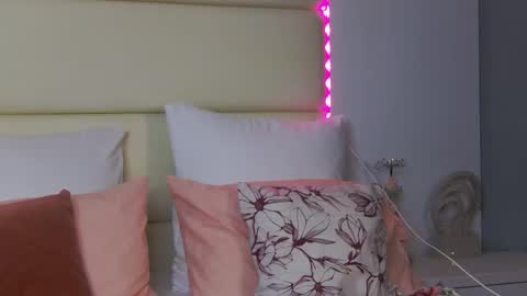 Maya online show from March 5, 2026, 9:22 pm