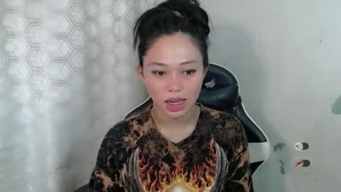 mayasally_ online show from April 7, 2026, 9:10 am