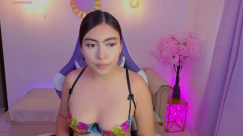 Maya Vexx online show from May 22, 2026, 2:55 pm