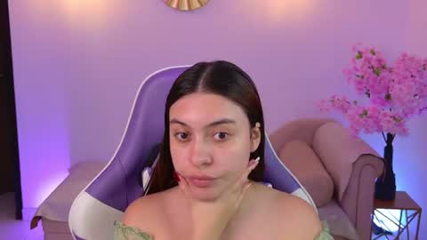 Snapshot of mayavexx chatting on June 30, 2026, 7:04 pm Maya Vexx online show from June 30, 2026, 7:04 pm