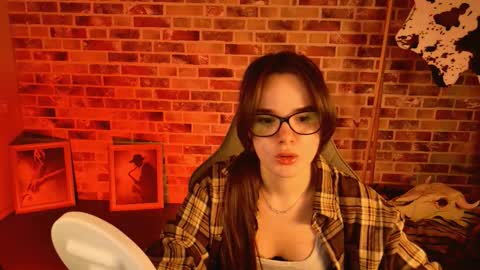 maybloom_ online show from February 26, 2026, 3:00 pm