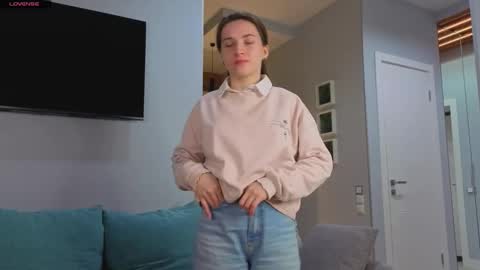 My name Casey  online show from October 25, 2025, 4:09 am