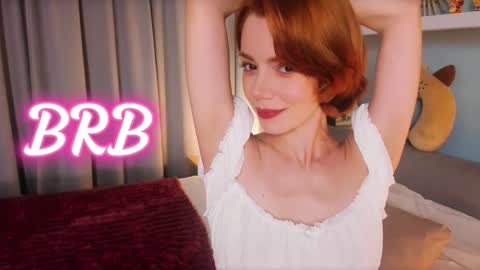 Snapshot of maypeach chatting on December 14, 2025, 7:14 am Angie Alex online show from December 14, 2025, 7:14 am