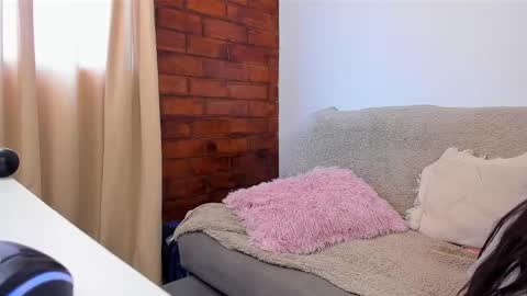 may online show from February 11, 2025, 2:02 pm