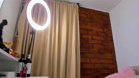 may online show from February 14, 2025, 10:28 am