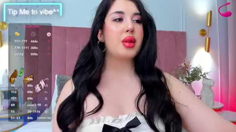 MayaLevi online show from September 12, 2025, 7:25 pm