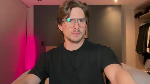 mcklister online show from February 14, 2026, 1:46 am