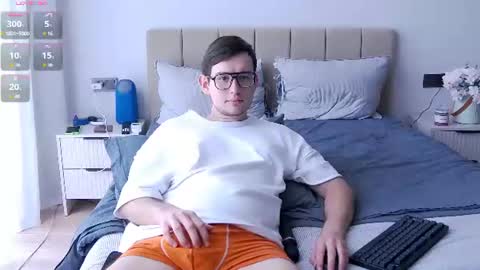 McLovin online show from June 19, 2026, 9:46 am
