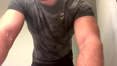 mcr8080 online show from January 11, 2025, 8:32 pm