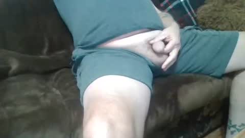 mdane99 online show from December 26, 2024, 6:01 pm