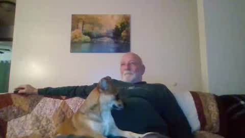 mdane99 online show from January 3, 2025, 2:54 am