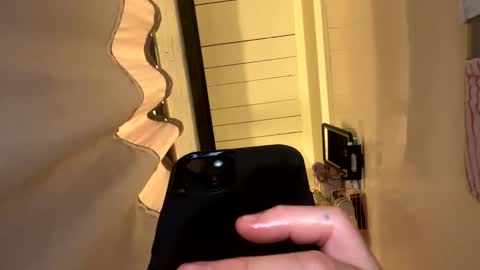 Snapshot of mdurand1137 chatting on September 16, 2025, 1:56 pm Dens cam online show from September 16, 2025, 1:56 pm