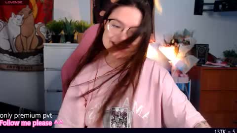 Hanna online show from September 8, 2025, 10:53 pm