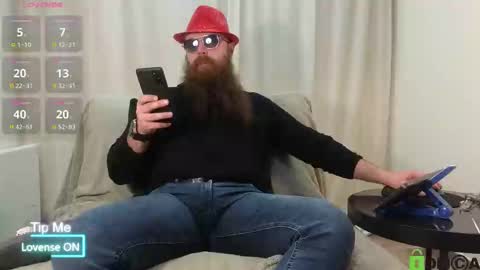 Meaty Roll online show from March 7, 2025, 6:02 am