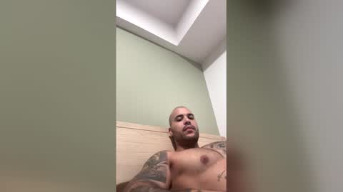 Snapshot of medellindrak chatting on March 16, 2026, 1:22 am filippoae online show from March 16, 2026, 1:22 am