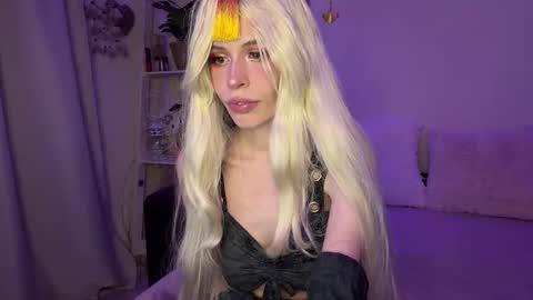 Nicole online show from March 4, 2026, 4:02 pm