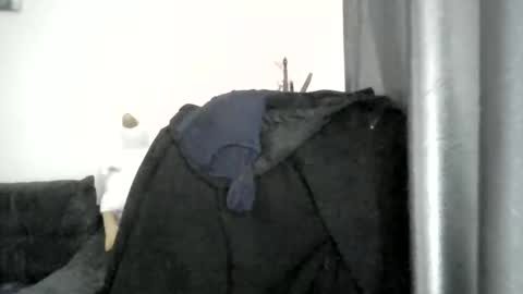 Oltereodora-lima online show from November 7, 2025, 7:41 am