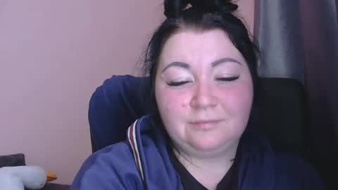 Oltereodora-lima online show from January 15, 2026, 12:43 pm