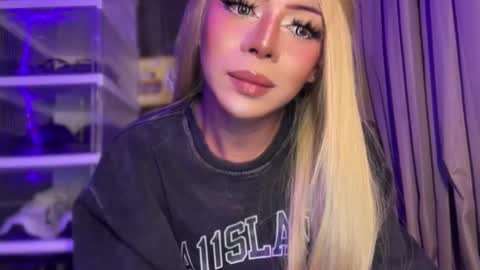 GODDESS OF ALL GODDESSES online show from April 15, 2026, 7:58 pm