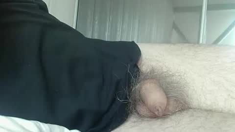 meforu21 online show from February 12, 2025, 1:59 pm