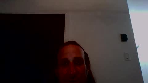 Snapshot of megaloxuan chatting on October 31, 2025, 12:22 am Rockloud online show from October 31, 2025, 12:22 am