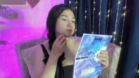 Snapshot of megan_devon chatting on April 29, 2026, 12:42 pm online show from April 29, 2026, 12:42 pm