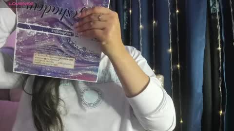Snapshot of megan_devon chatting on May 7, 2026, 11:48 am online show from May 7, 2026, 11:48 am