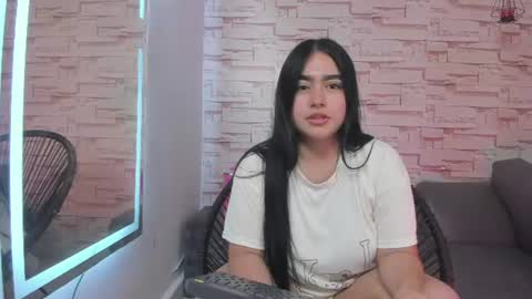 Snapshot of megan_jenner18_ chatting on July 12, 2026, 3:41 am megan_jenner18_ online show from July 12, 2026, 3:41 am