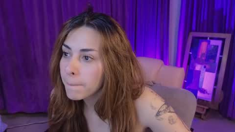                 Laura                 online show from May 30, 2026, 11:57 pm
